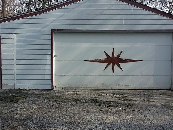 2nd image of 19801 Lanbury Ave