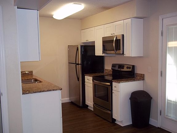 2nd image of 6517 Lazy Creek Way
