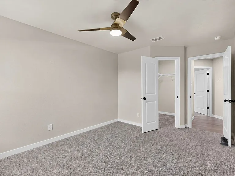 15018 Silver Tree Cv — Photo 33