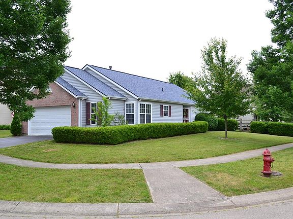 2nd image of 7736 Hillsdowne Cir