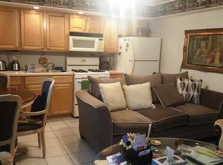 367 Granfield Ave APT A, Bridgeport, CT 06610