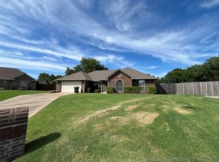 1004 Turner Dr, Muskogee, OK 74403