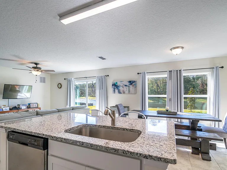 365 Sawmill Landing Dr — Photo 9