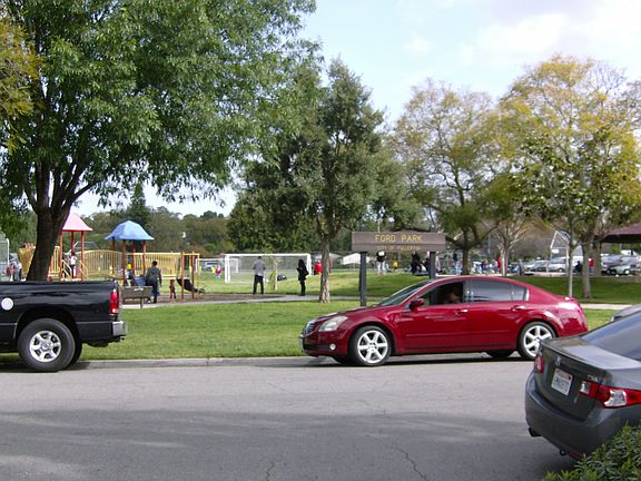 Neighborhood park Directly across