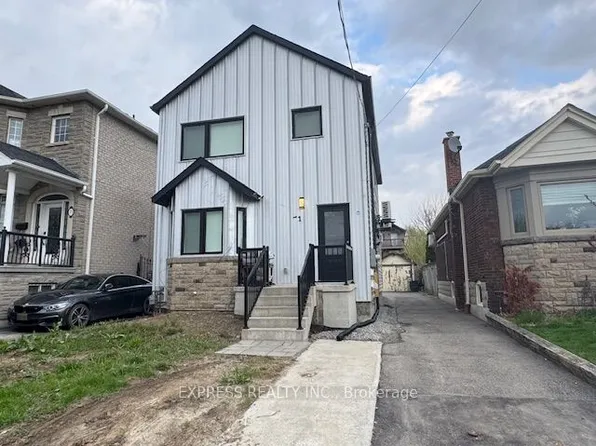 71 Chamberlain Ave, Toronto, ON M6E 4J9