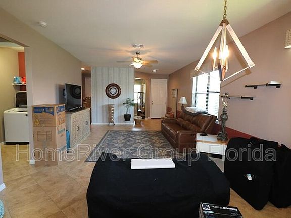 5th image of 10963 Glenhurst St