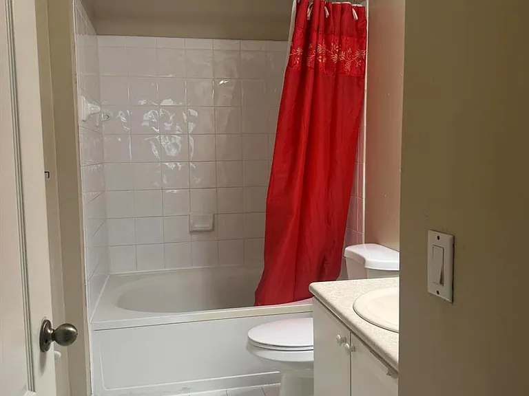 1121 Shoma Dr — Photo 11