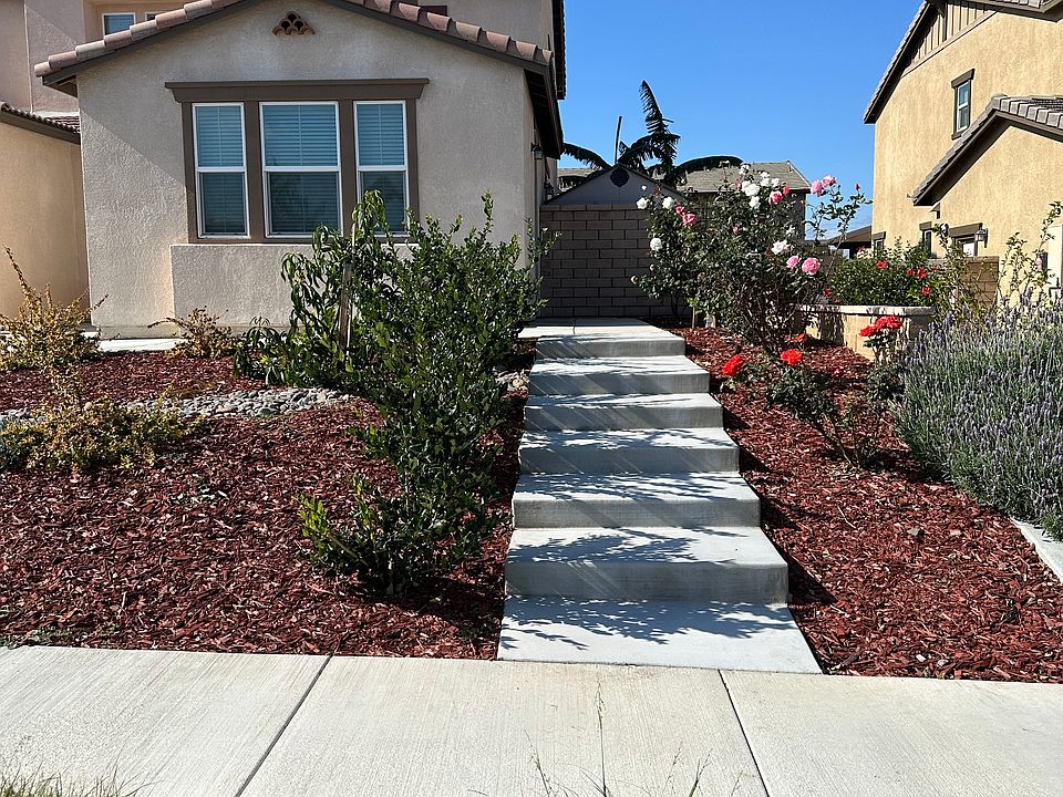1st image of 2648 Dakin Dr