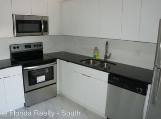 2140 NE 56th St APT 3, Fort Lauderdale, FL 33308