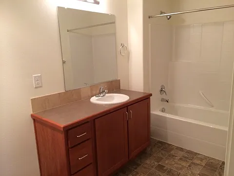 1017 SE 12th Ave — Photo 222