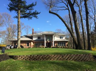 3 Norgate Road, Brookville, NY 11545