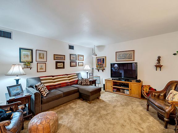 4th image of 218 E Paseo Chuparosas