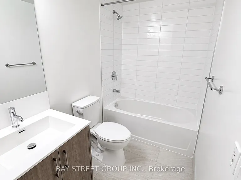4010 Eglinton Ave W #1016 — Photo 5