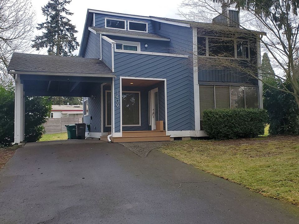 1st image of 1409 172nd Pl SW