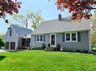 207 Briarwood Dr, South Kingstown, RI 02879