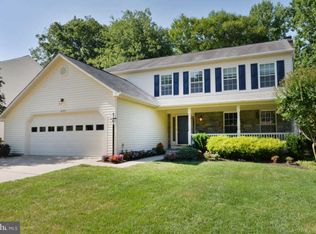 8197 Ships Curve Ln, Springfield, VA 22153