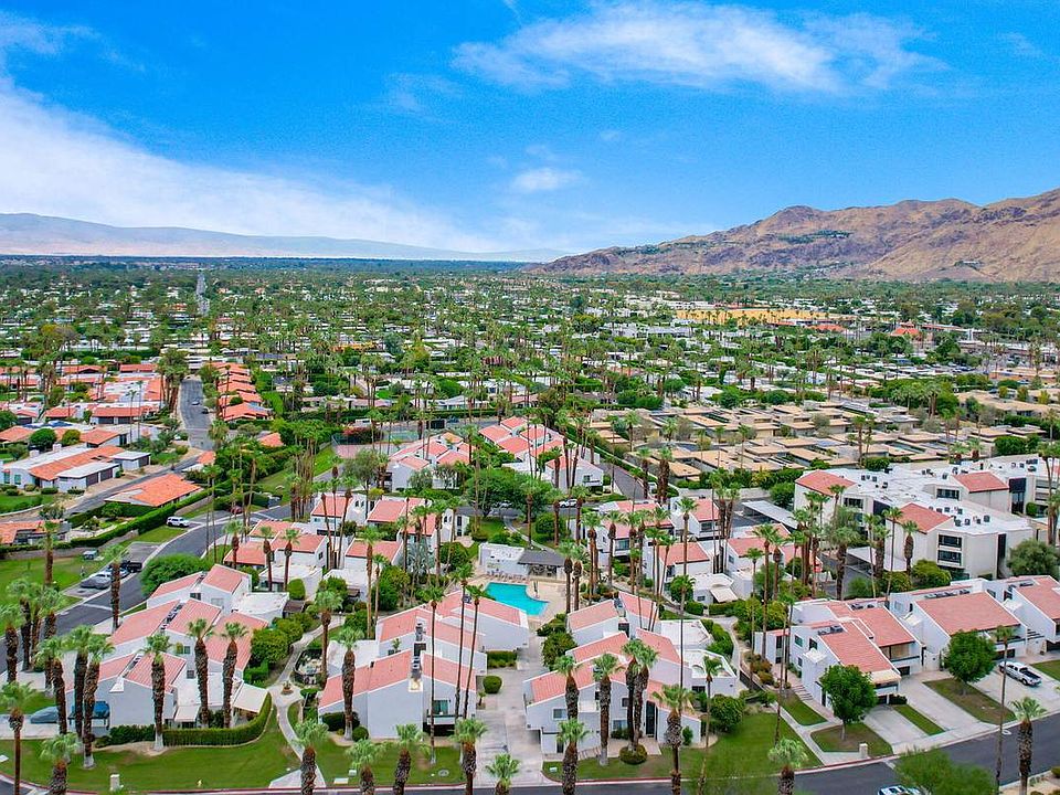 Excellent south Palm Springs location, close to mountains, an area of less wind