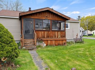 609 E Molloy Rd, Syracuse, NY 13211
