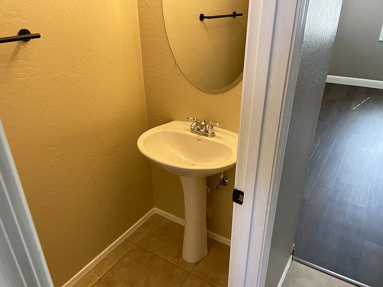 5217 W Fulton St — Photo 12