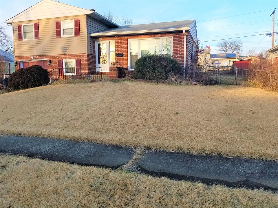 Nice looking single family home in a wonderful neighborhood