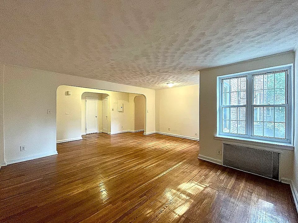 1st image of 6901 Shore Rd APT 1C