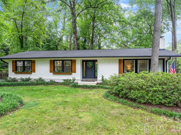 6233 Rose Valley Dr, Charlotte, NC 28210