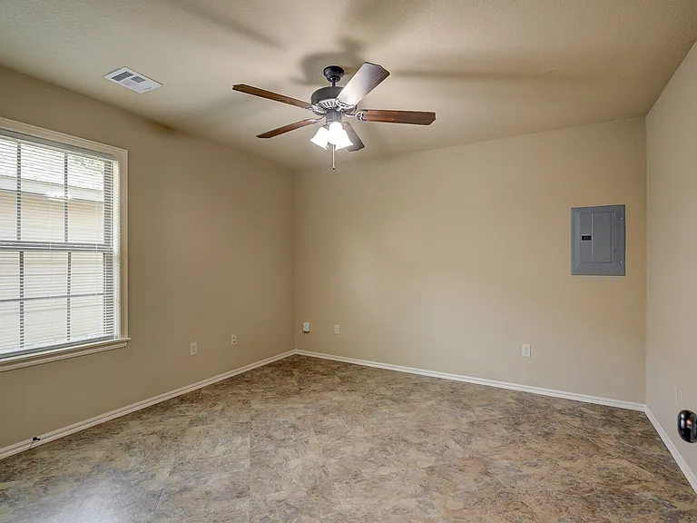 903 N Osage Ave #A — Photo 16