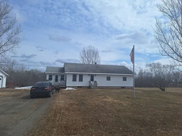 28 South Rd, Topsfield, ME 04490