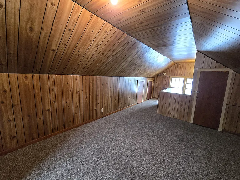 401 Charles St — Photo 23