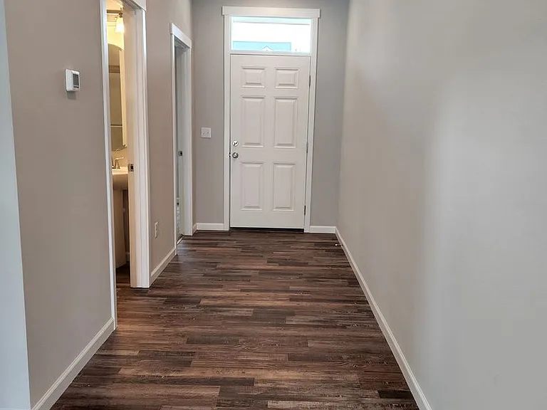 15717 View Dr SE — Photo 4