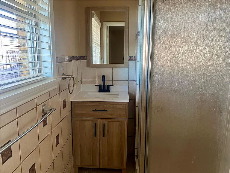 7868 Broadview Dr — Photo 13