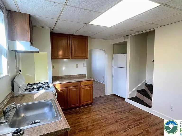 1224 Lehigh St #2 — Photo 4