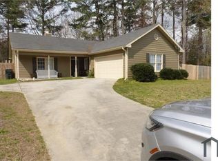 2887 Traddsprings Ct, Snellville, GA 30039