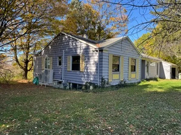 102 Turkey Hill Rd, Ithaca, NY 14850