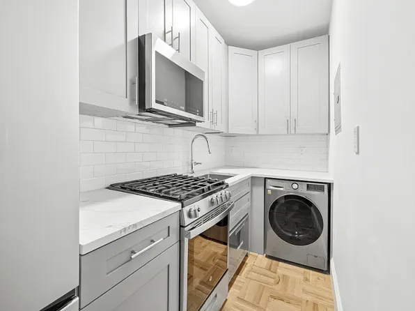 132 West 80th Street image 5 of 7