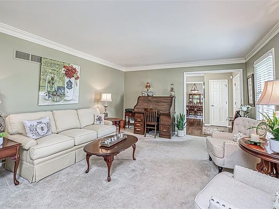 5th image of 110 Dockside Dr