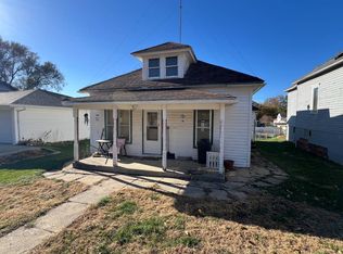405 S Clark St, Bloomfield, NE 68718