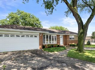 720 E Dundee Rd, Palatine, IL 60074