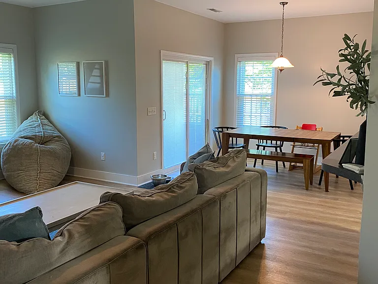 1418 Wagon Ct — Photo 8
