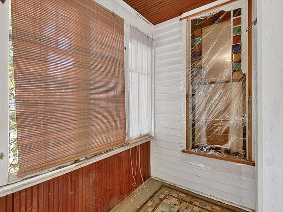 5th image of 820 Rose Ave