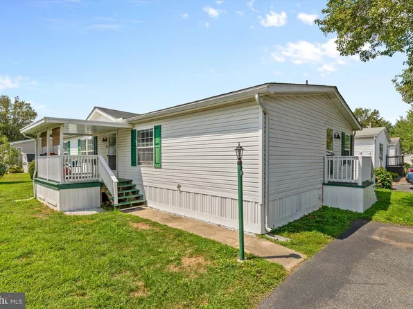 103 Juniper Ct, Lancaster, PA 17603