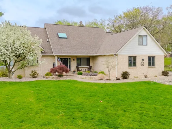 1622 W Parkview Dr, Marion, IN 46952