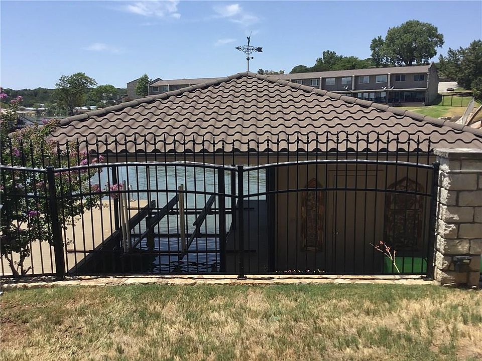 1st image of 4307 Crescent Dr