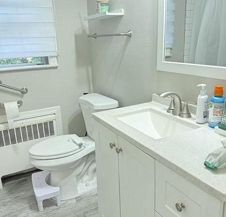 4th image of 28 Chambers Ct