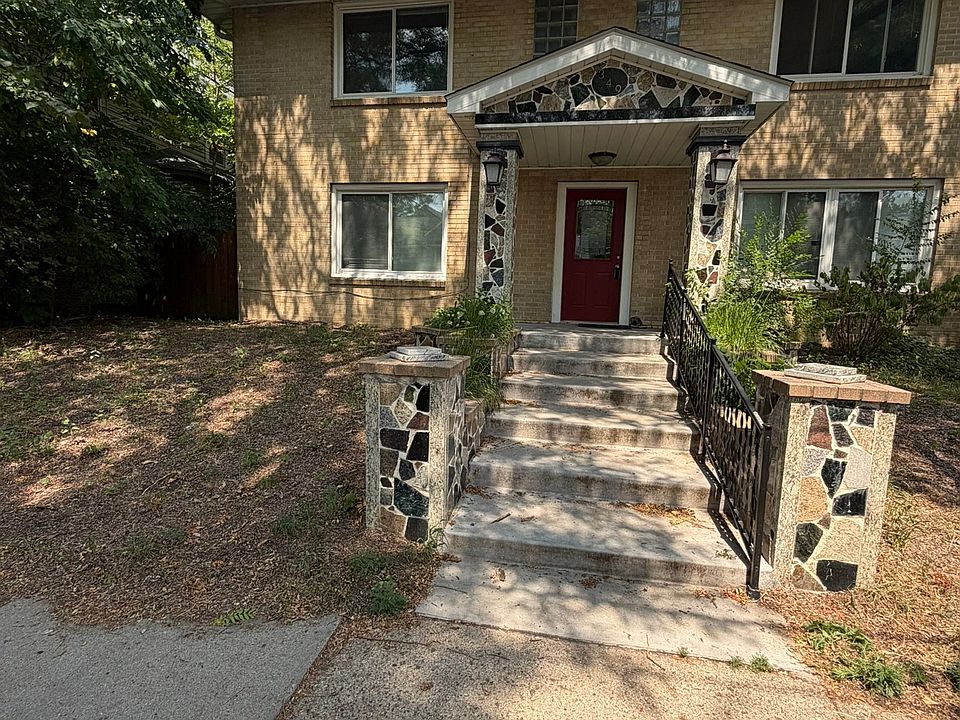 1st image of 349 15th Ave NE #2