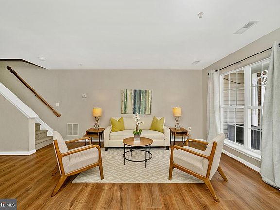 3rd image of 1822 Triple Feather Rd #87