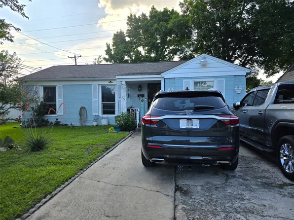 10603 Wood Dale Dr, Dallas, TX 75228