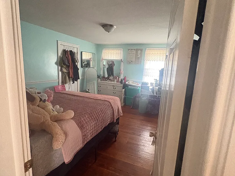 1311 Broad St — Photo 10