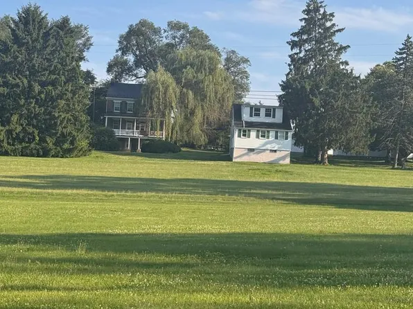 4230 Ore Bank Rd, York, PA 17406