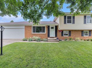 1347 Matthews Ln, South Bend, IN